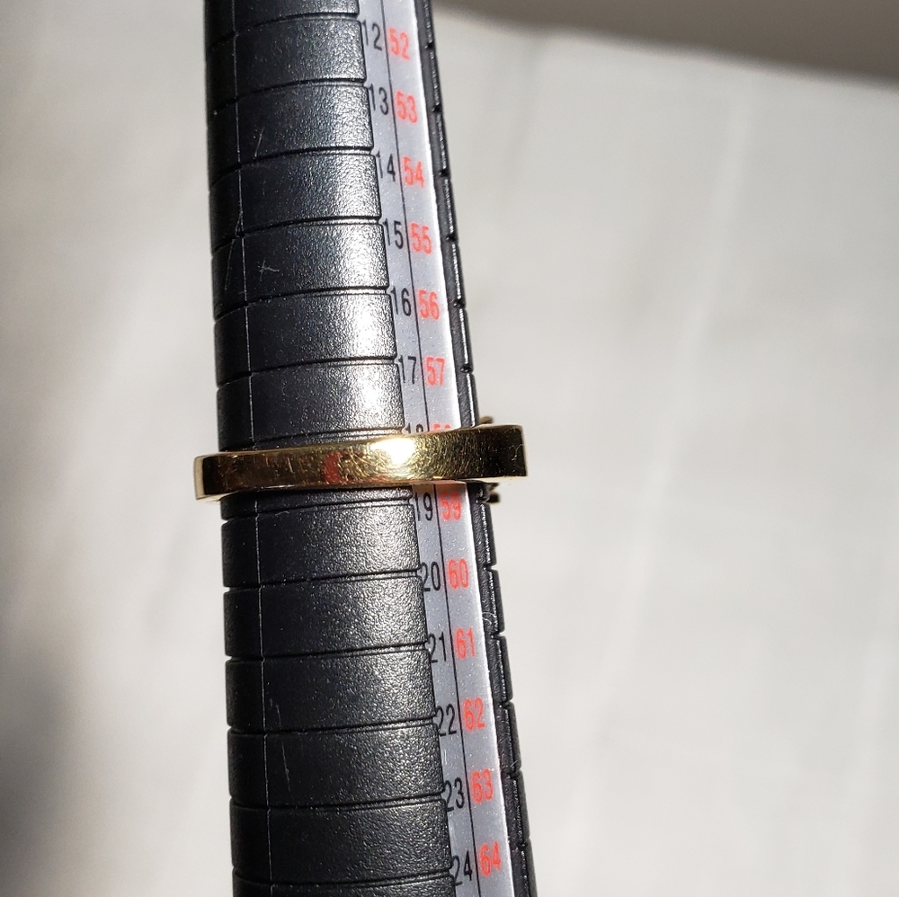 Stunning ring - Picture 4 of 9